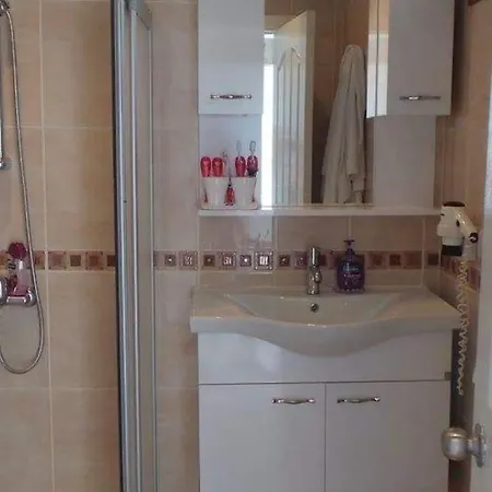 Village P4 Apartment